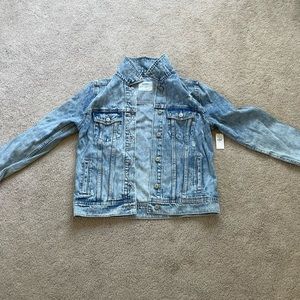 NWT Old Navy Washed Denim Jacket Size Medium